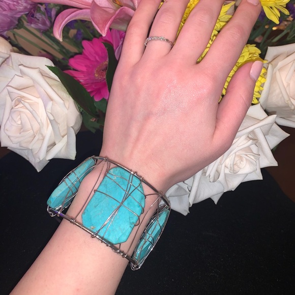 Accessories - Turquoise & silver bracelet